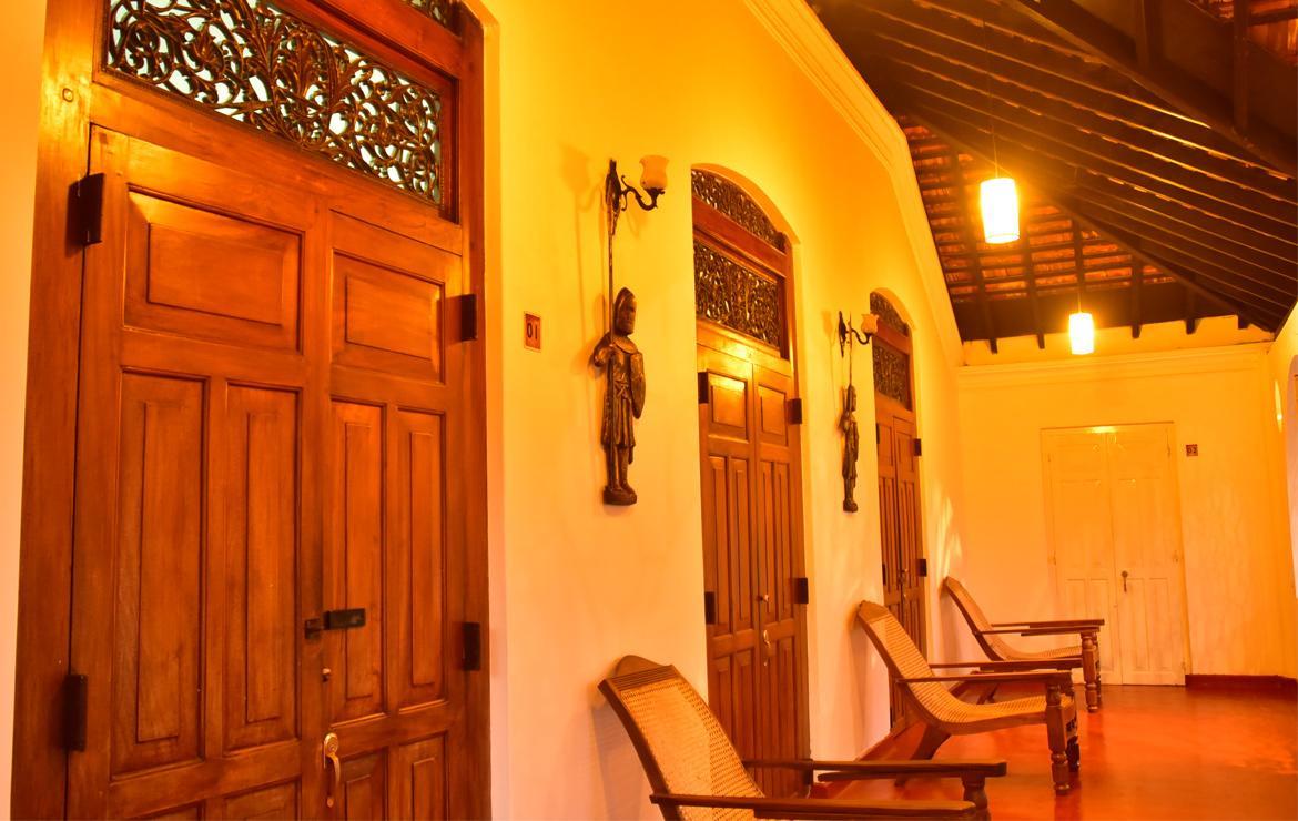 Hotel Walawwa Dutch House Ja-Ela Esterno foto